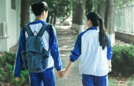 關于孩子早戀問題 關于孩子早戀問題