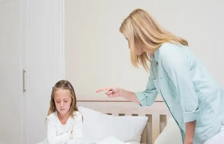 孩子叛逆軟硬不吃怎么辦