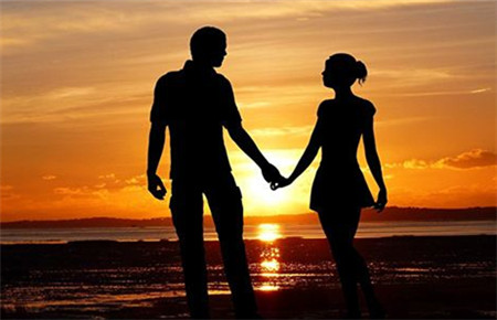 高二學生早戀家長怎么教育