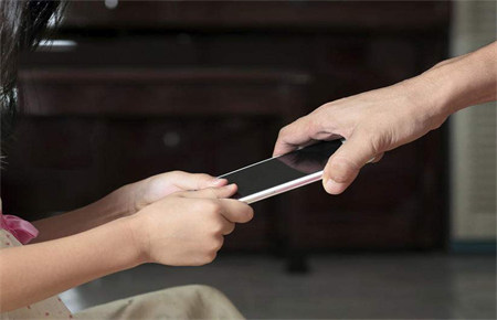 孩子網絡成癮的表現