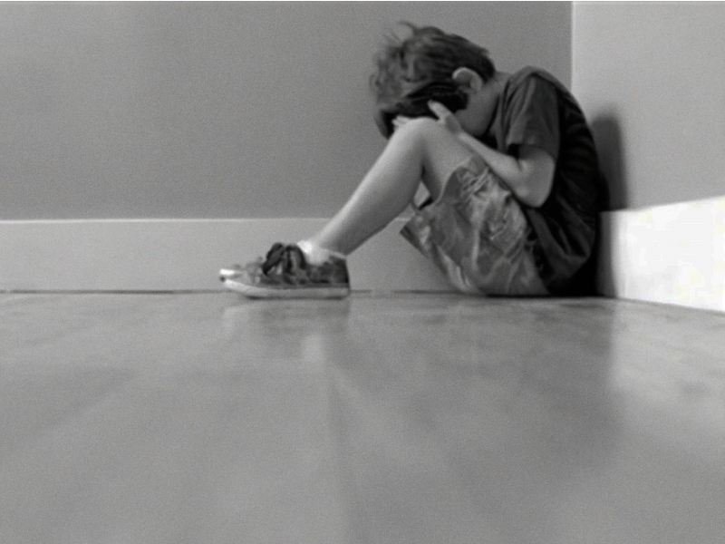 孩子自閉,心理輔導學校